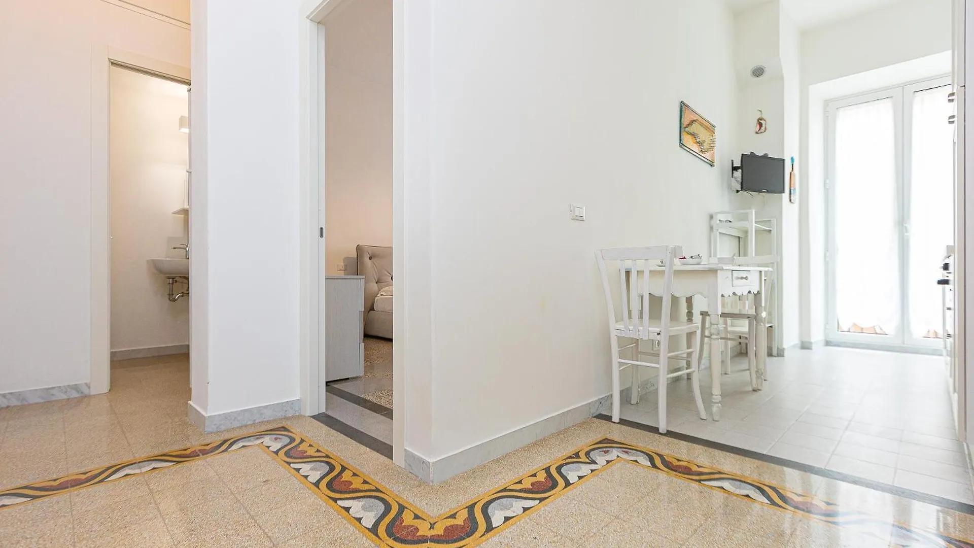 Cozy Home San Giovanni In Laterano Rome Apartment